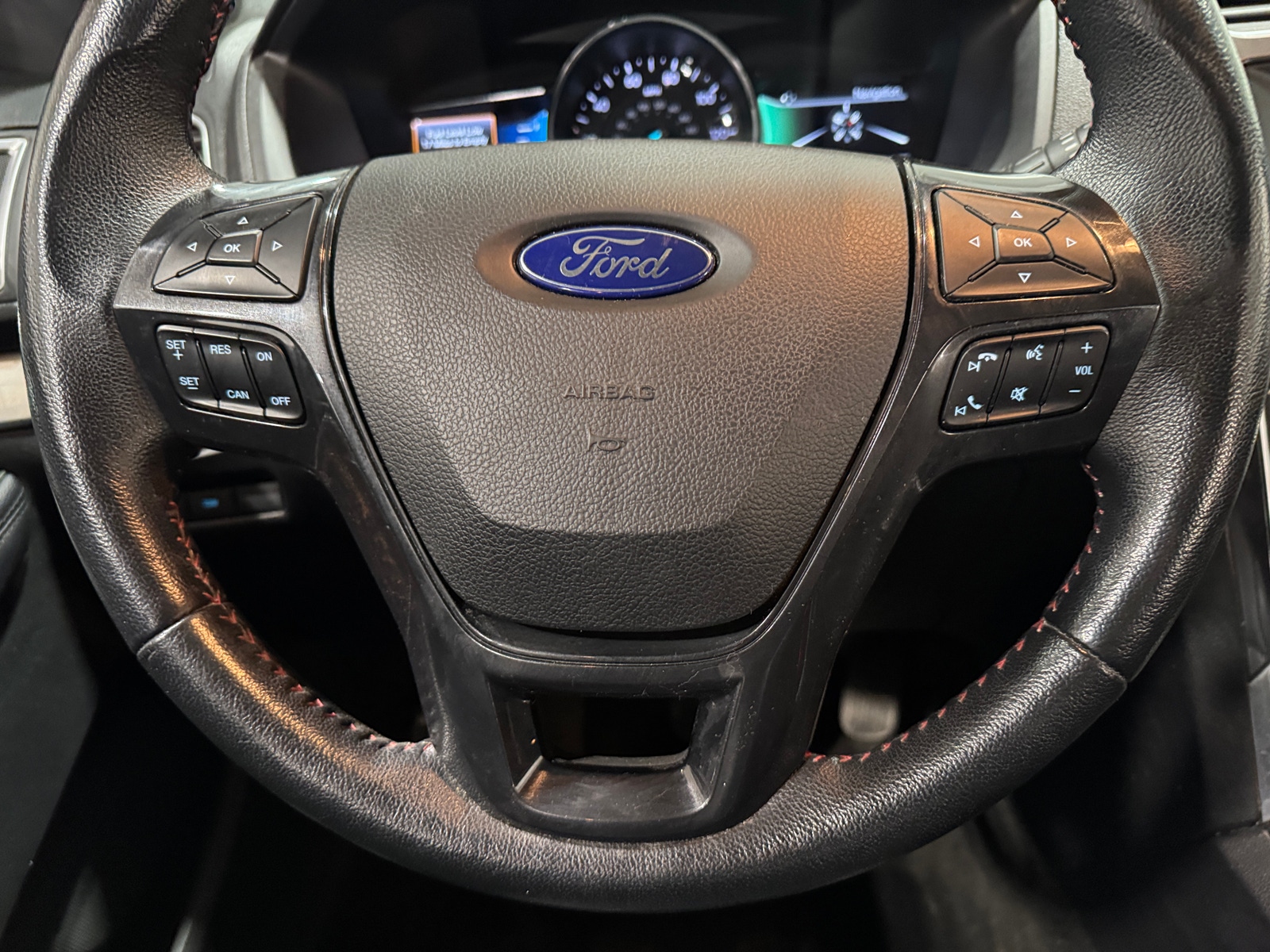 Thumbnail: 2017 Ford Explorer - 5