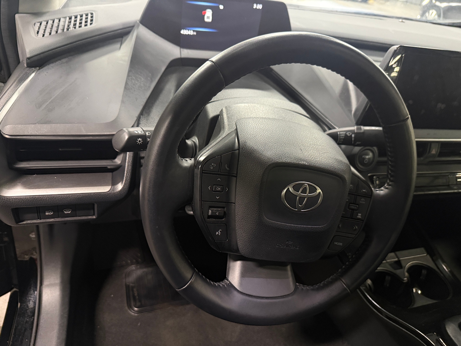 Thumbnail: 2024 Toyota Prius - 5