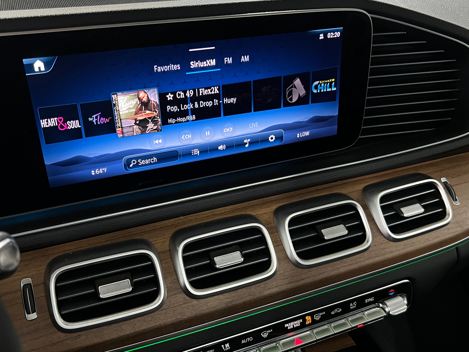 Thumbnail: 2025 Mercedes-Benz GLE - 3