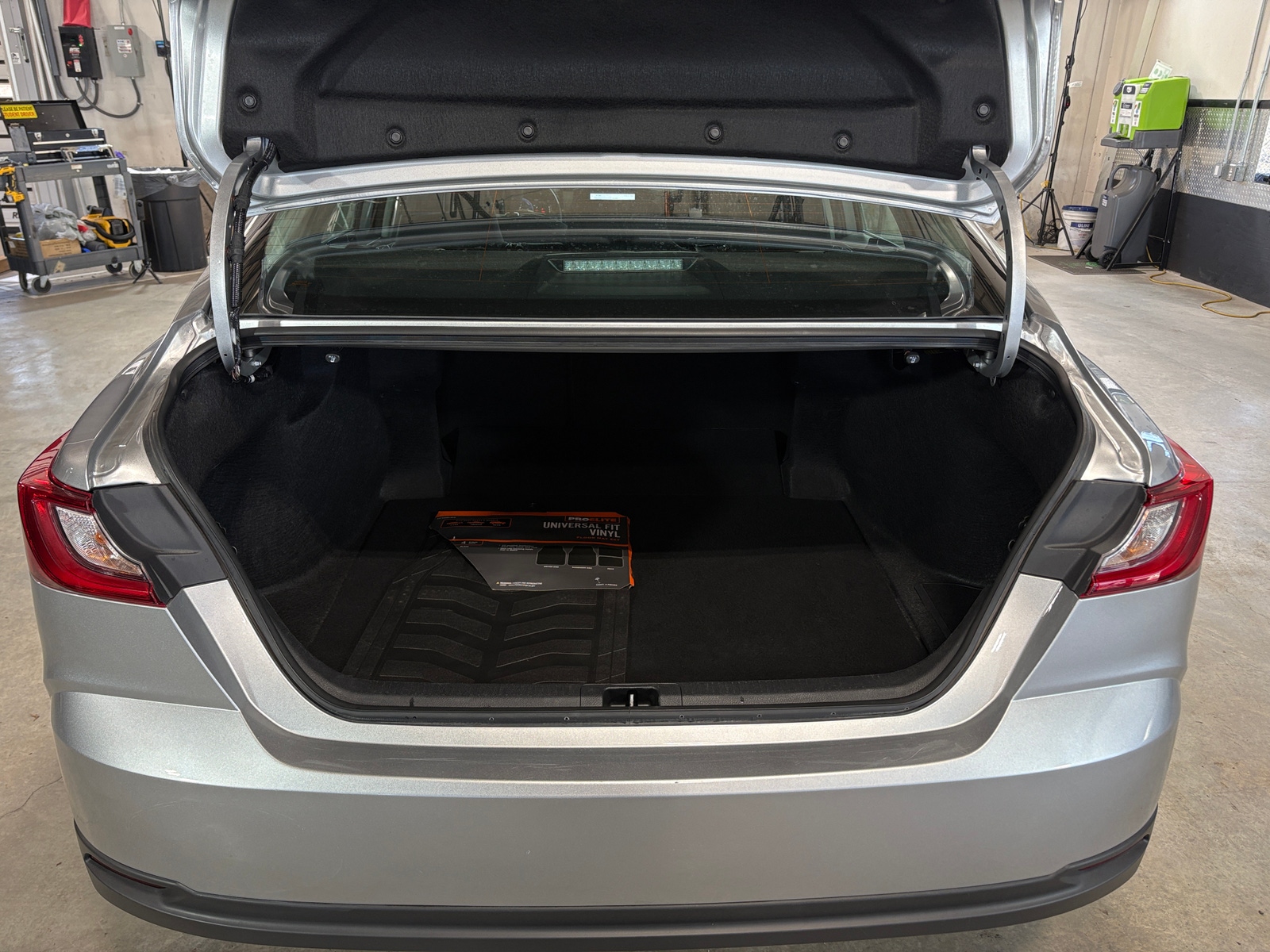 Thumbnail: 2025 Toyota Camry - 7