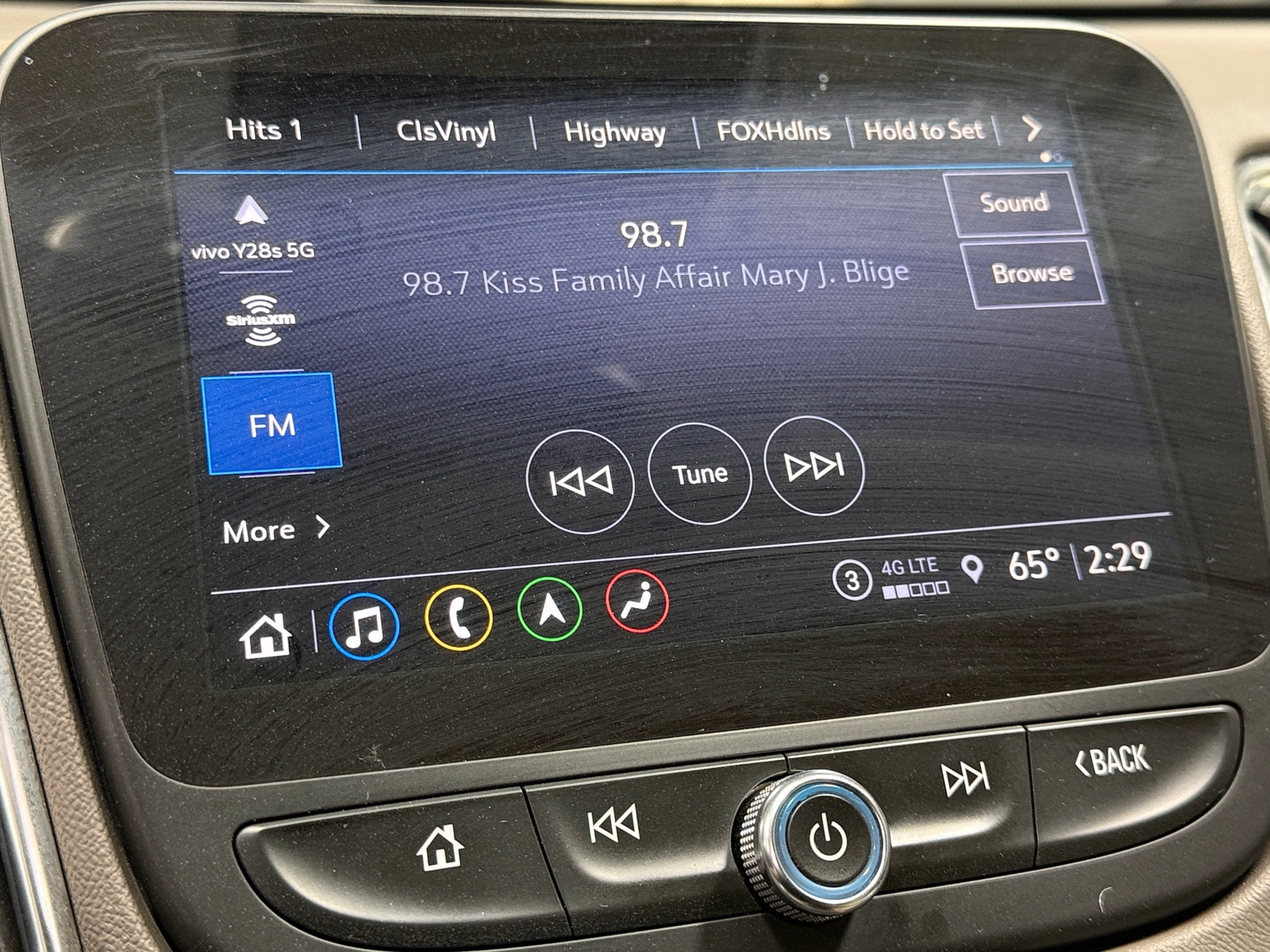 Thumbnail: 2024 Chevrolet Malibu - 3