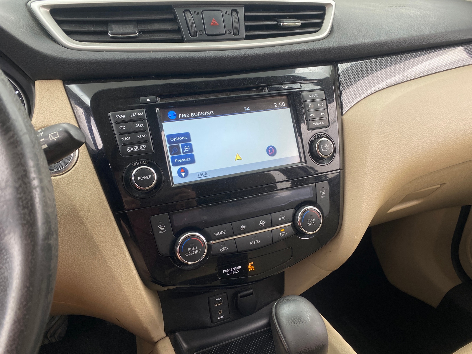 Thumbnail: 2016 Nissan Rogue - 3