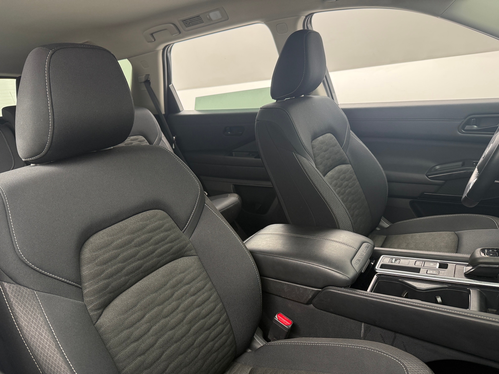 Thumbnail: 2025 Nissan Pathfinder - 2