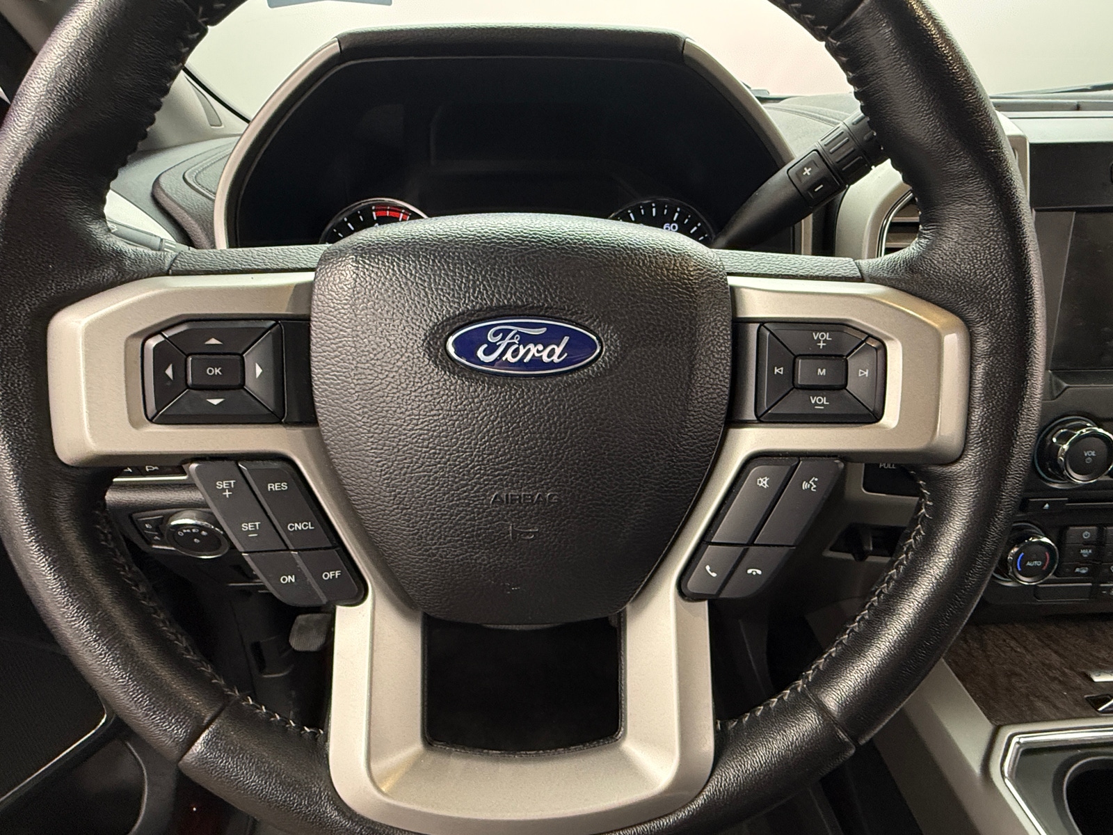 Thumbnail: 2017 Ford Econoline - 5