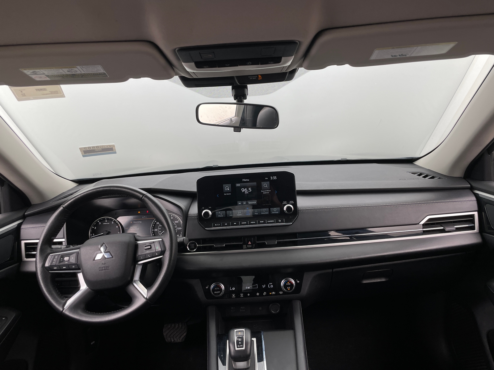 Thumbnail: 2024 Mitsubishi Outlander - 2