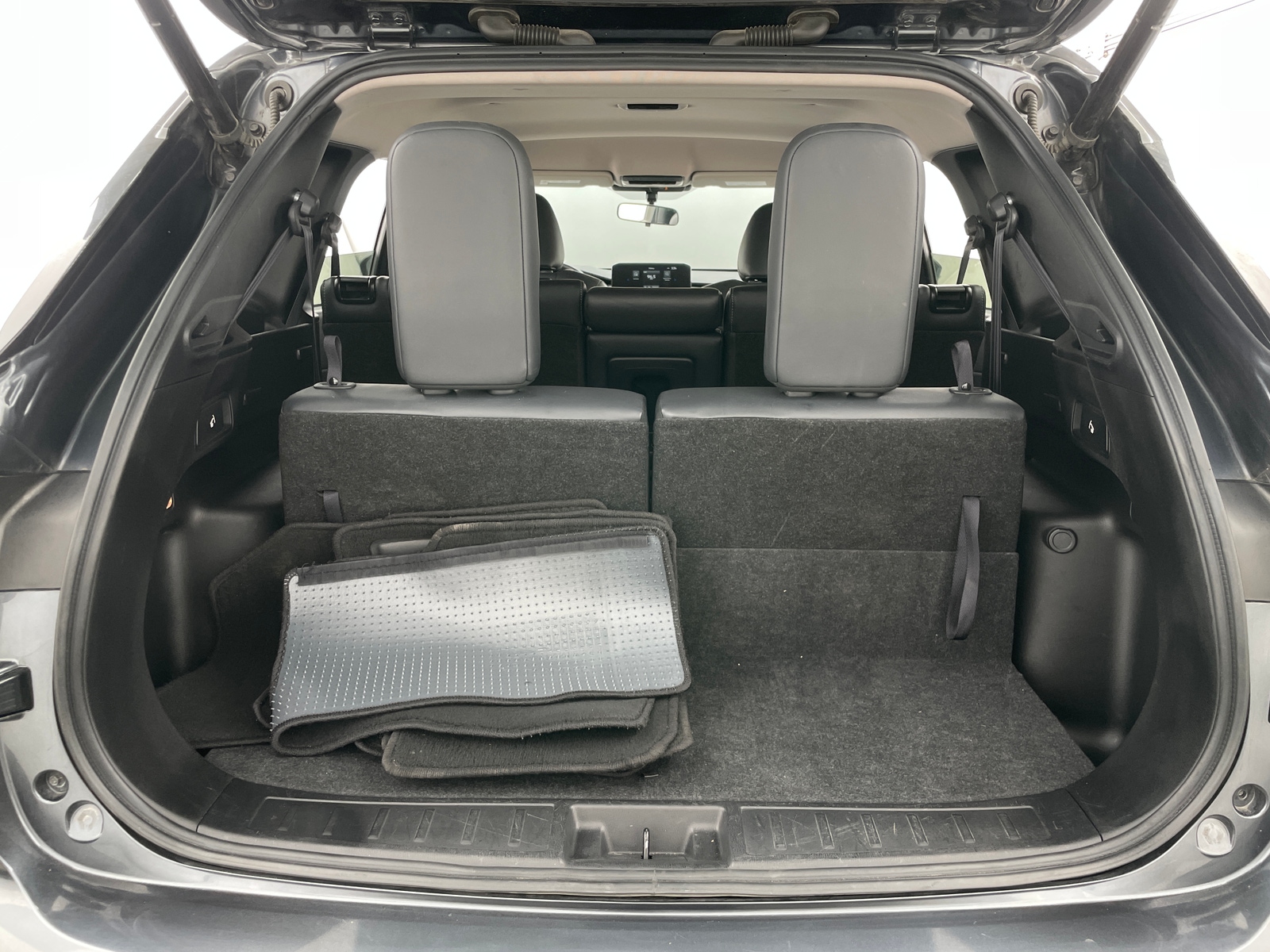 Thumbnail: 2024 Mitsubishi Outlander - 6