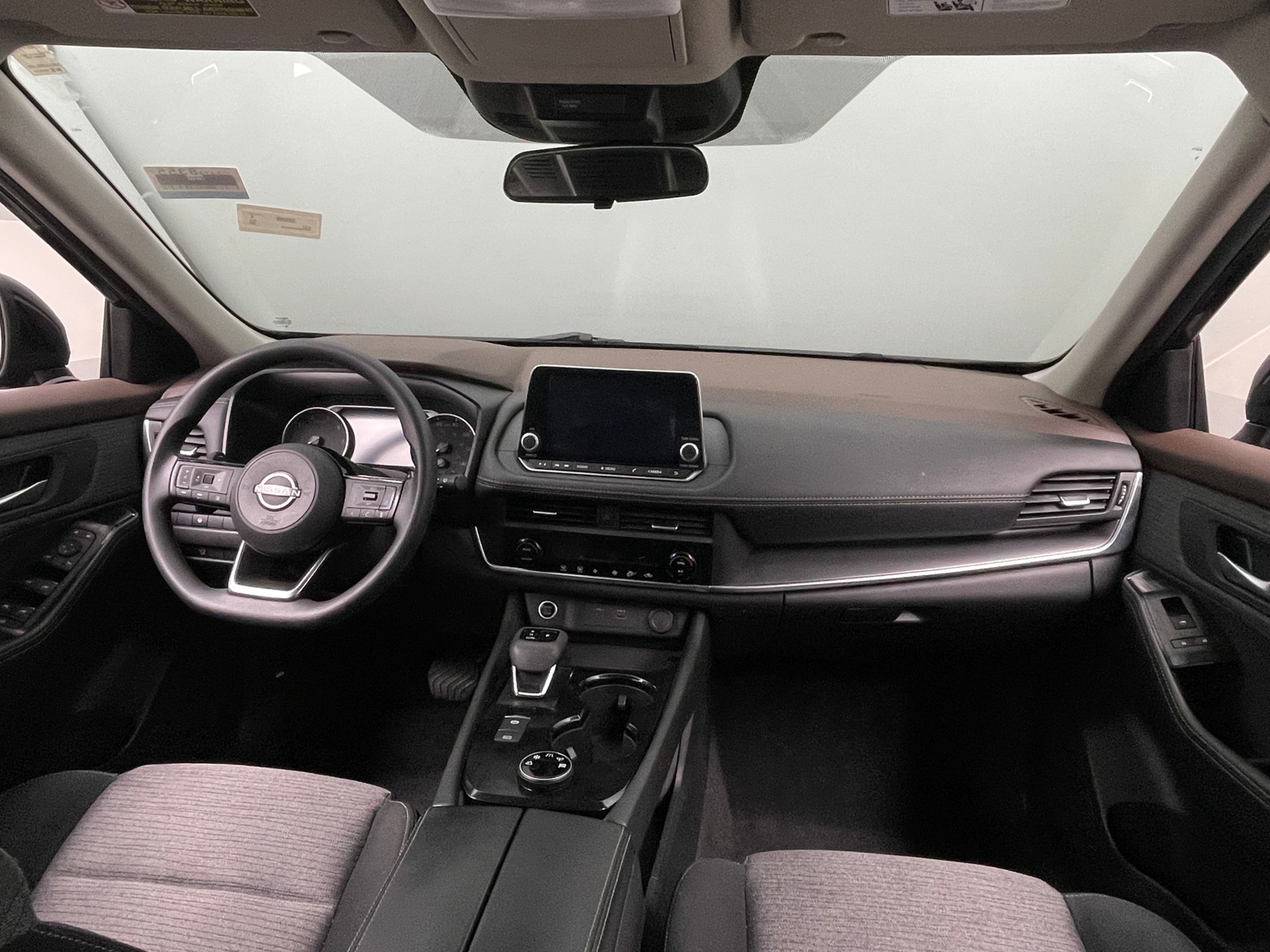 Thumbnail: 2023 Nissan Rogue - 3