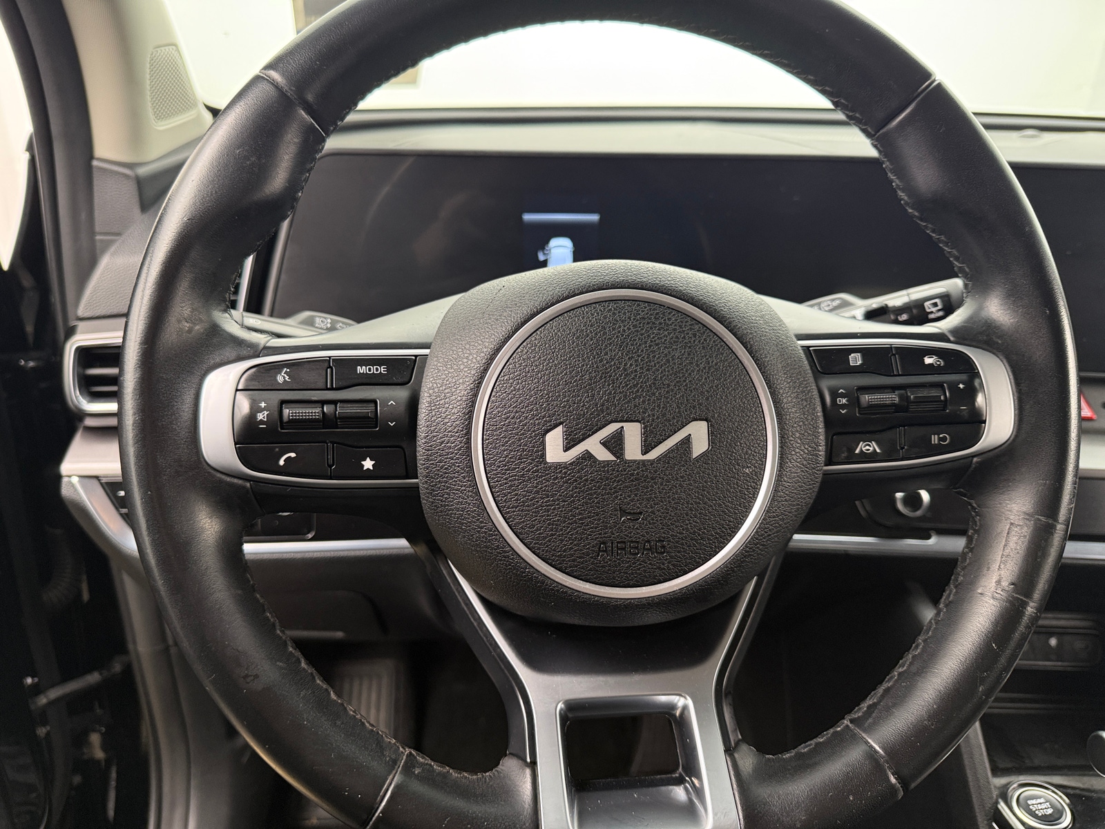 Thumbnail: 2023 Kia Sportage - 4