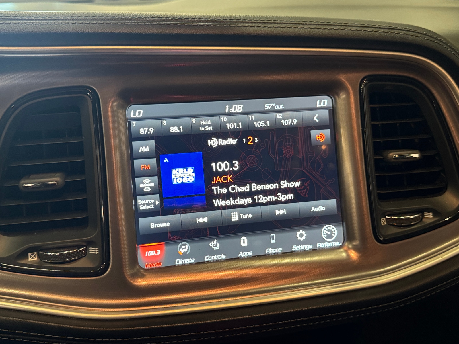 Thumbnail: 2021 Dodge Challenger - 3