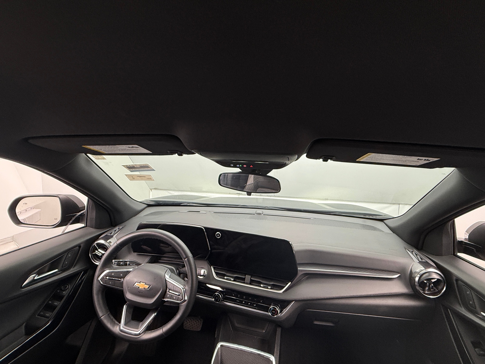 Thumbnail: 2025 Chevrolet Equinox - 3