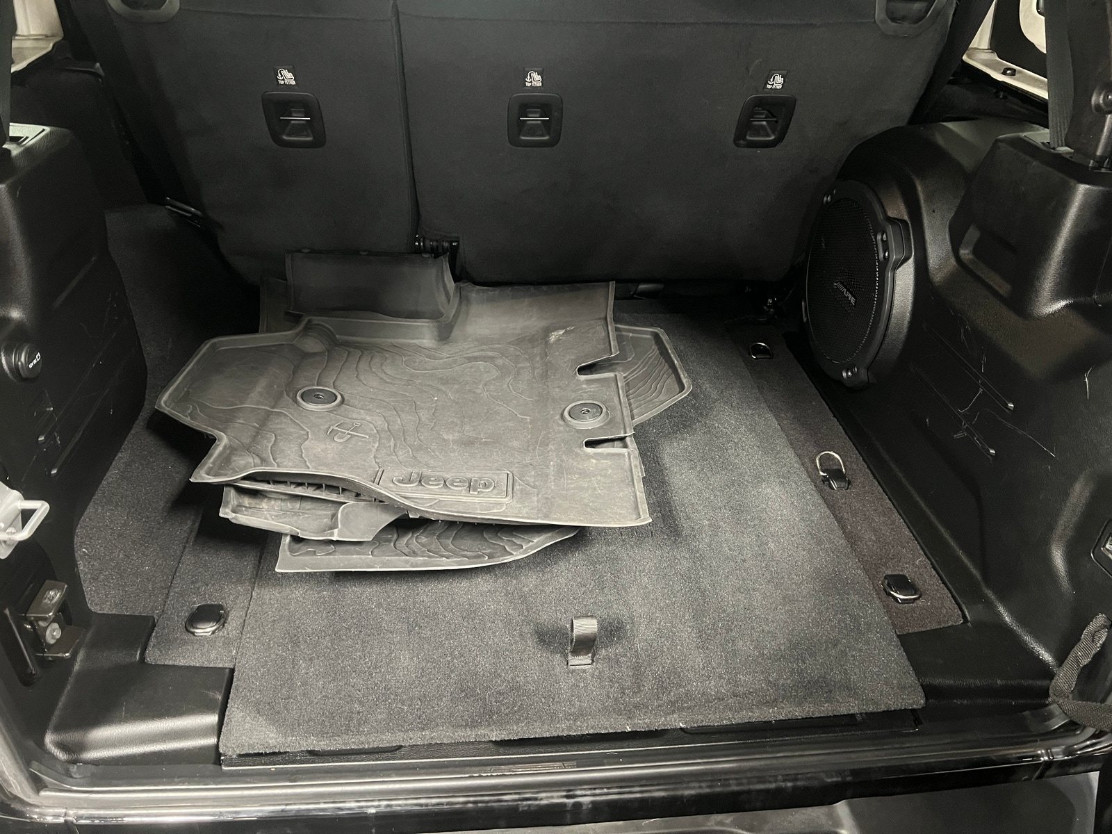 Thumbnail: 2022 Jeep Wrangler - 7