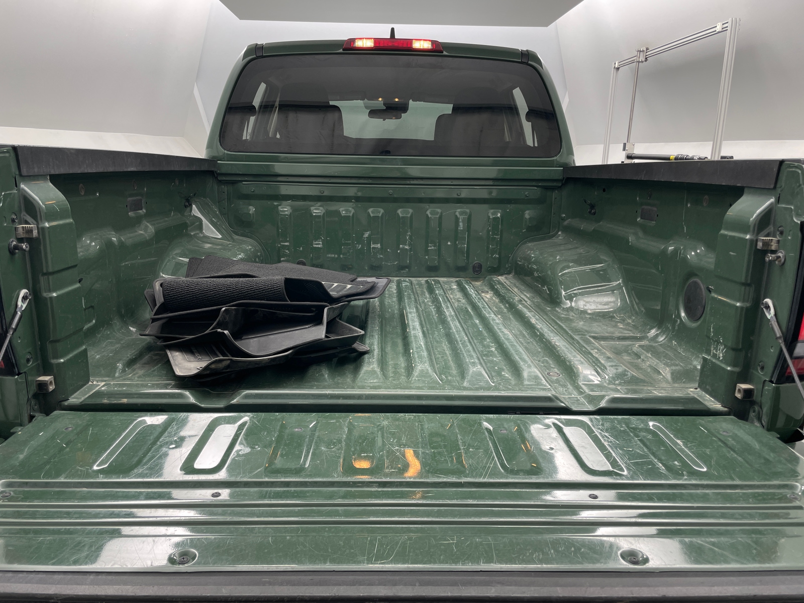 Thumbnail: 2025 Nissan Frontier - 7