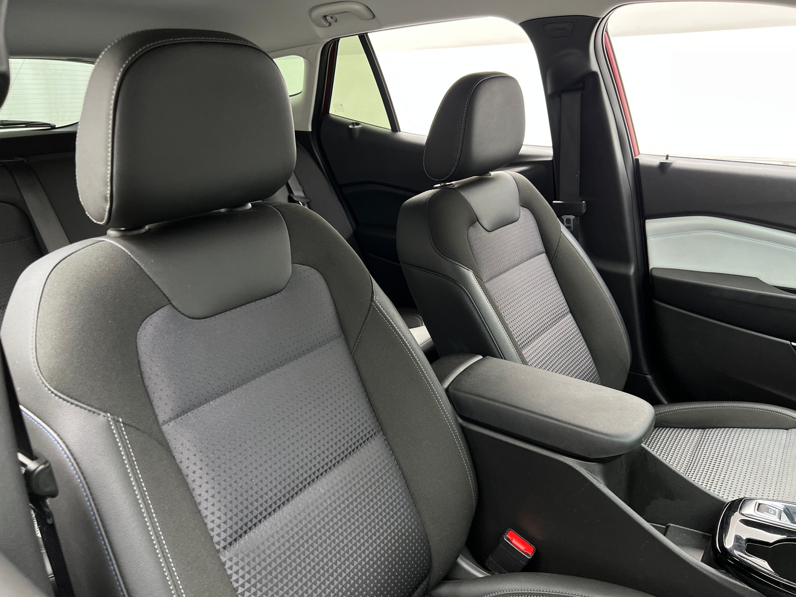 Thumbnail: 2025 Chevrolet Trax - 2