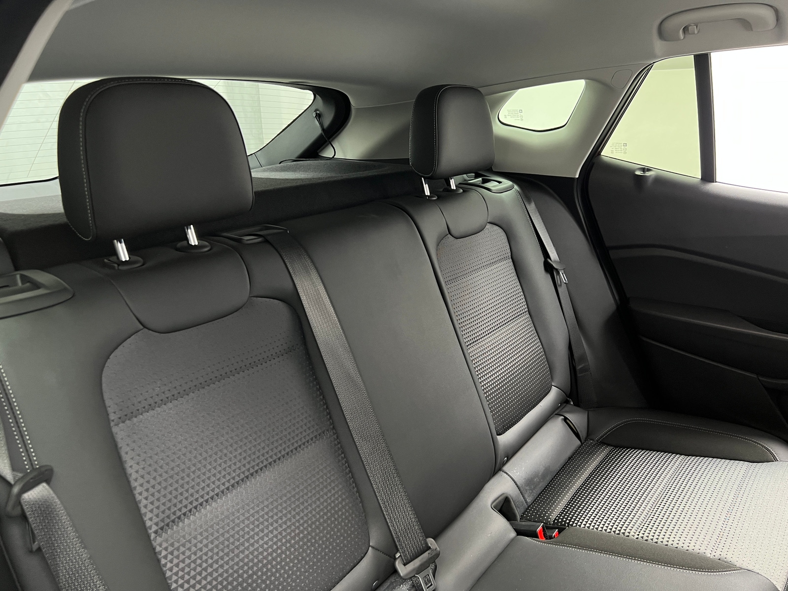 Thumbnail: 2025 Chevrolet Trax - 6