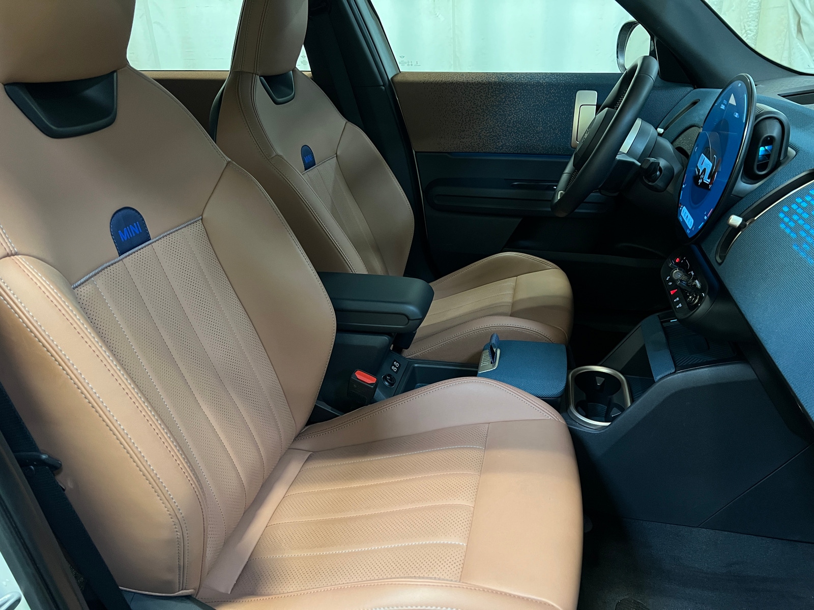 Thumbnail: 2025 MINI Cooper Countryman - 2