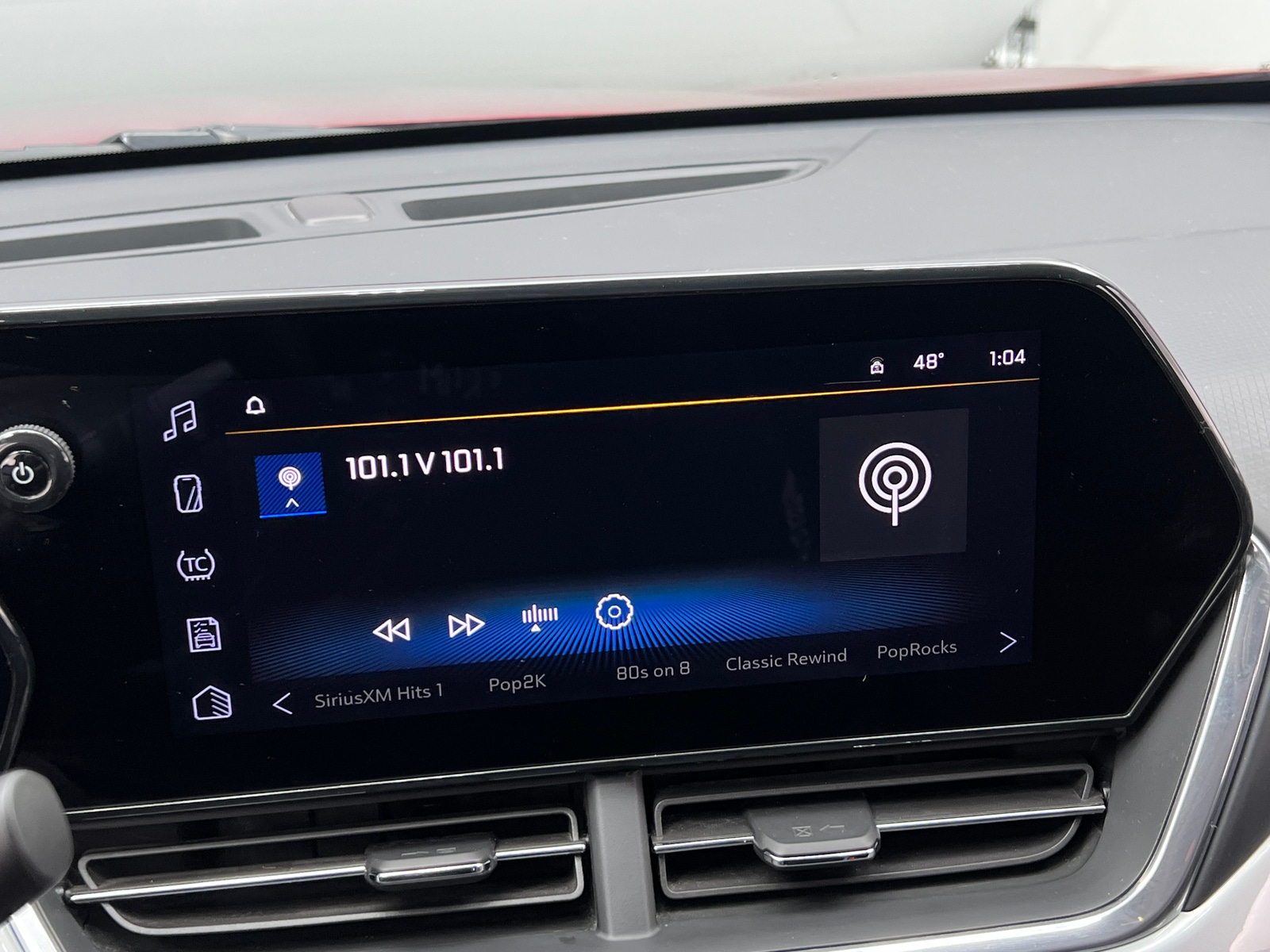 Thumbnail: 2025 Chevrolet Trax - 4