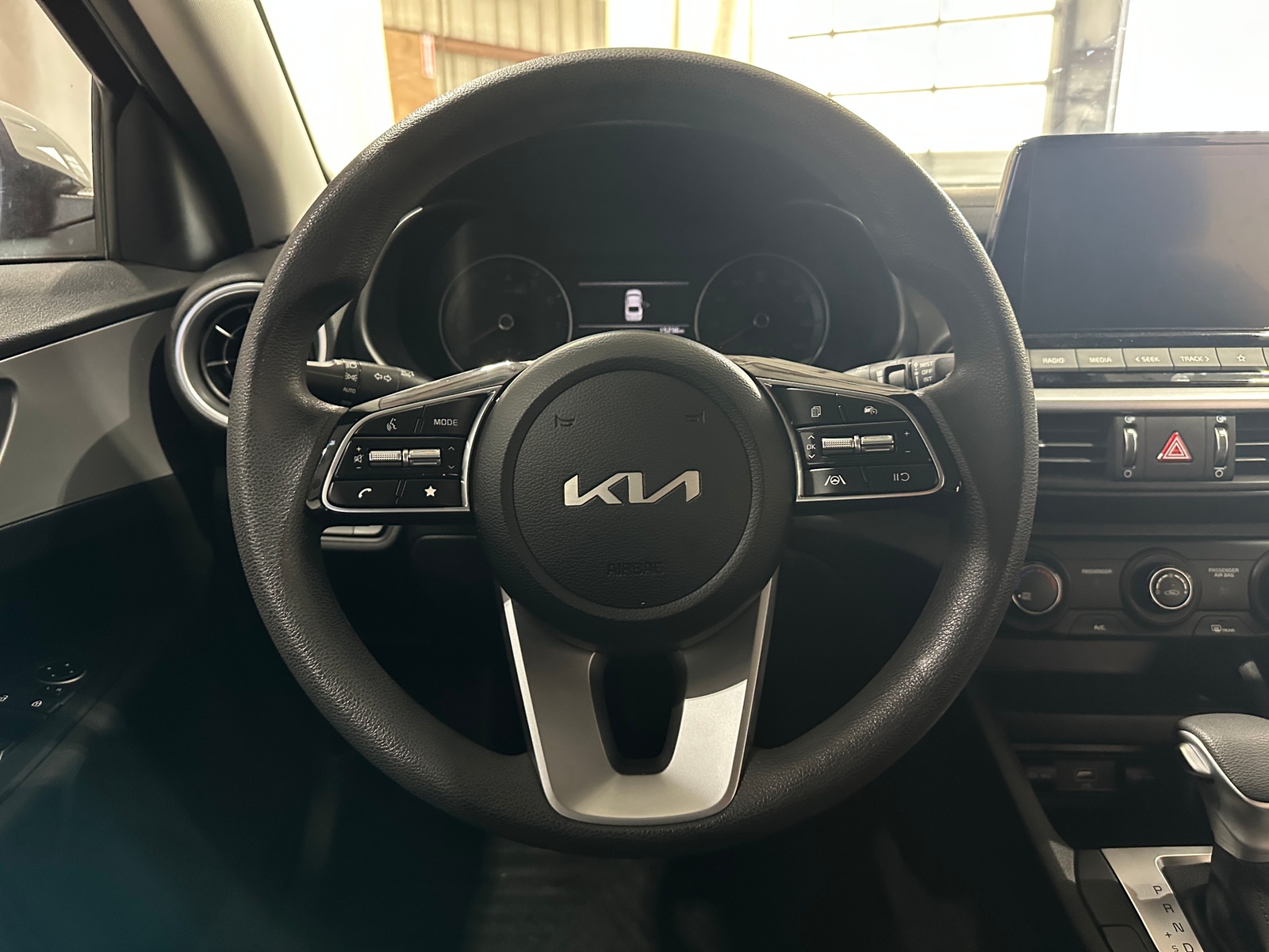 Thumbnail: 2023 Kia Forte - 5