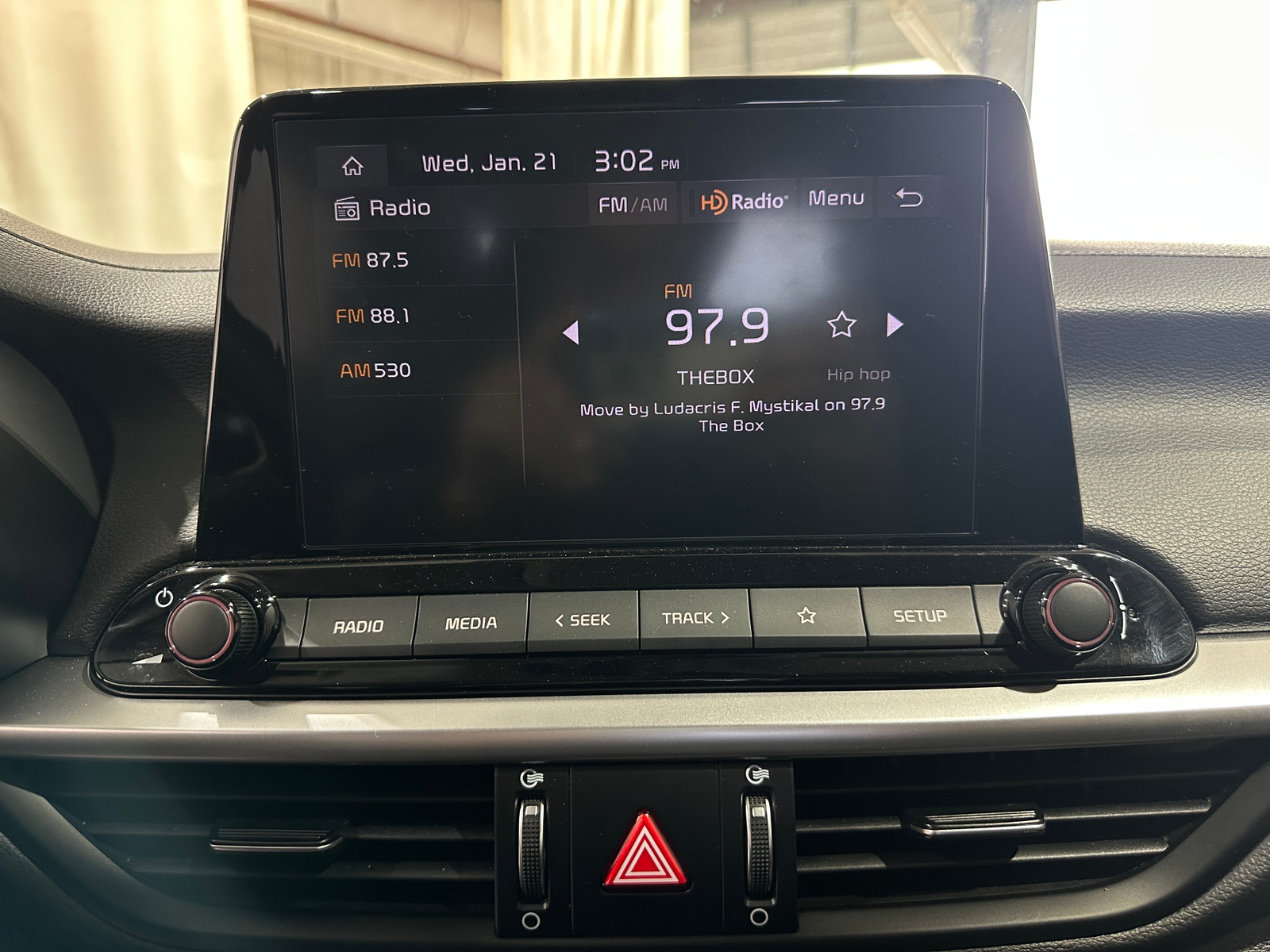 Thumbnail: 2023 Kia Forte - 4