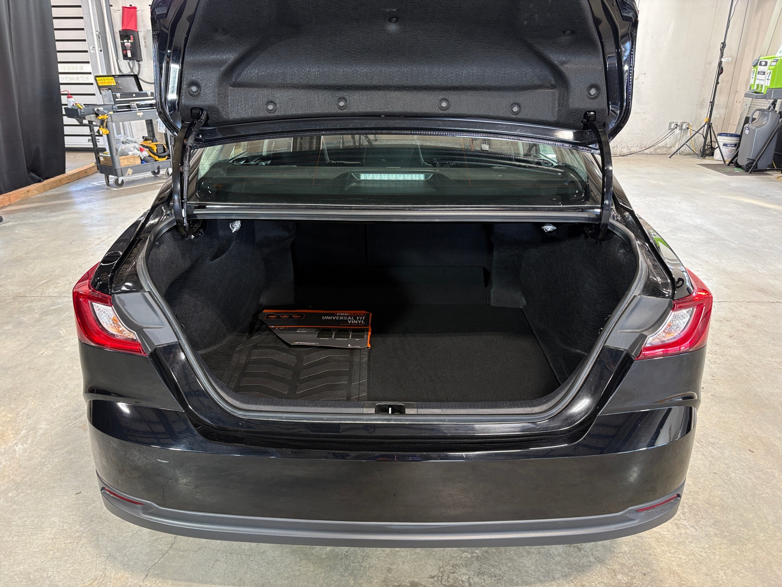 Thumbnail: 2025 Toyota Camry - 7