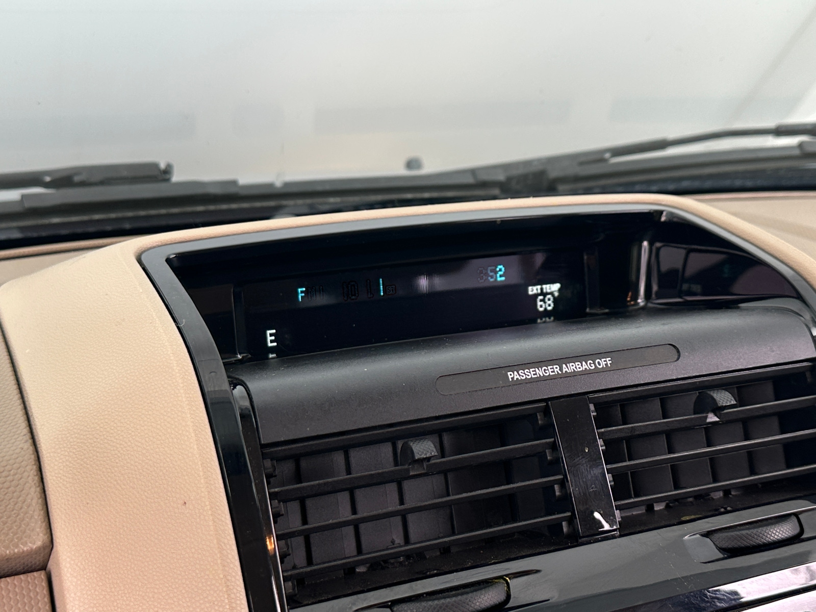 Thumbnail: 2012 Ford Escape - 3