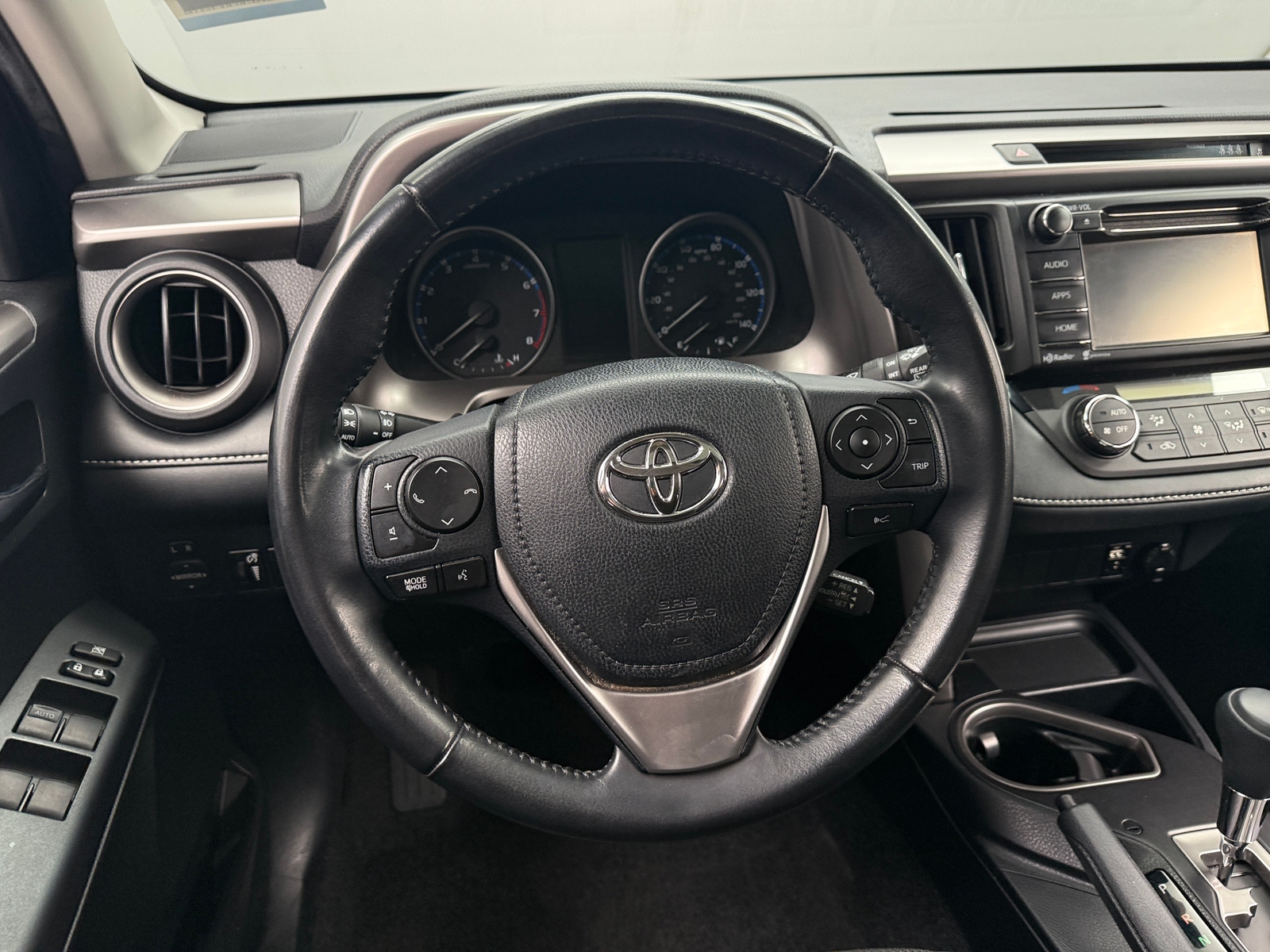 Thumbnail: 2018 Toyota RAV4 - 5
