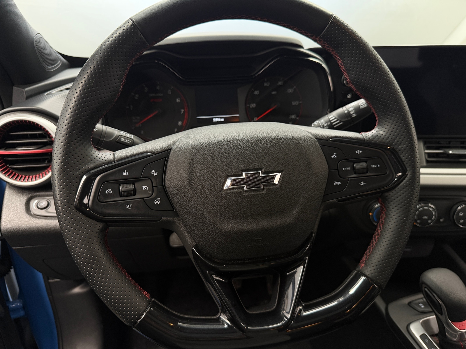 Thumbnail: 2024 Chevrolet Trax - 5