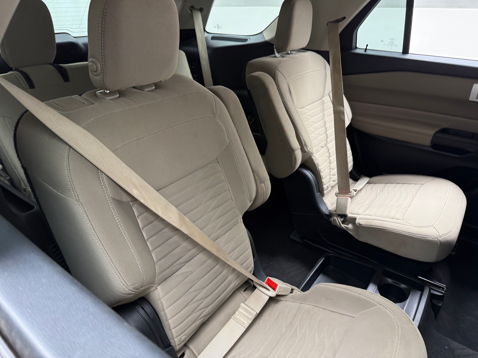 Thumbnail: 2020 Ford Explorer - 6