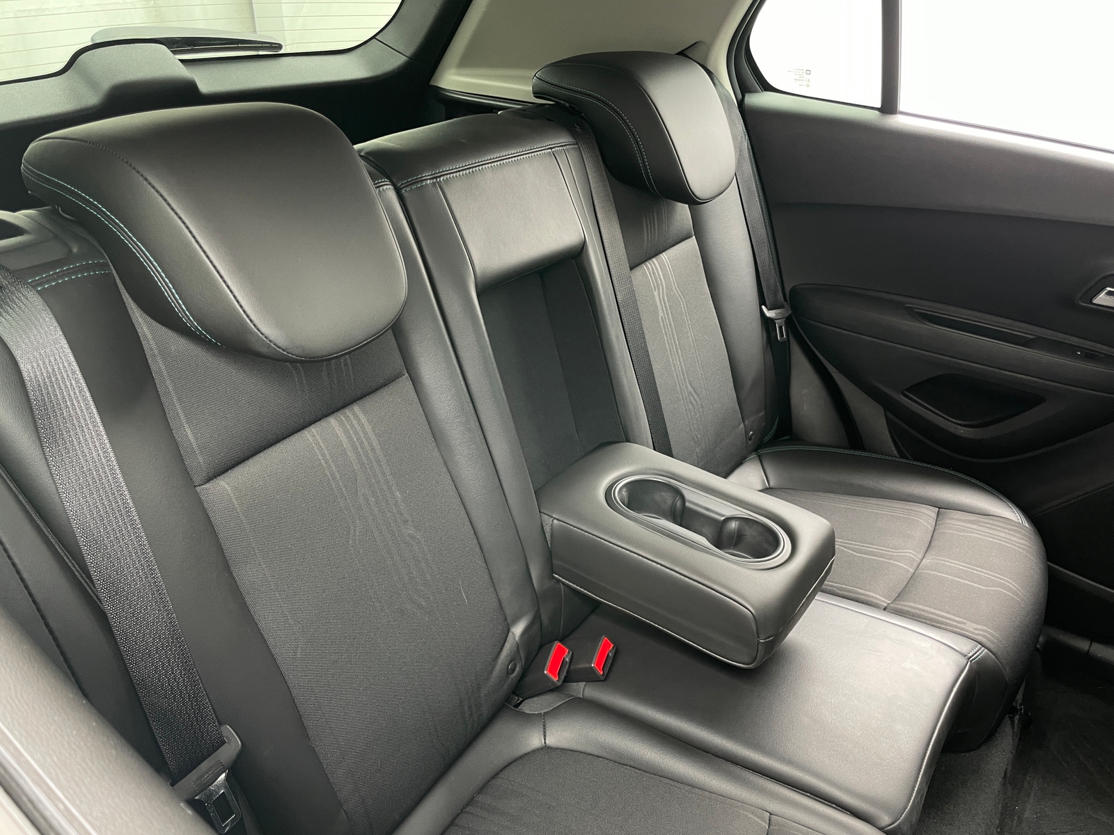 Thumbnail: 2016 Chevrolet Trax - 6