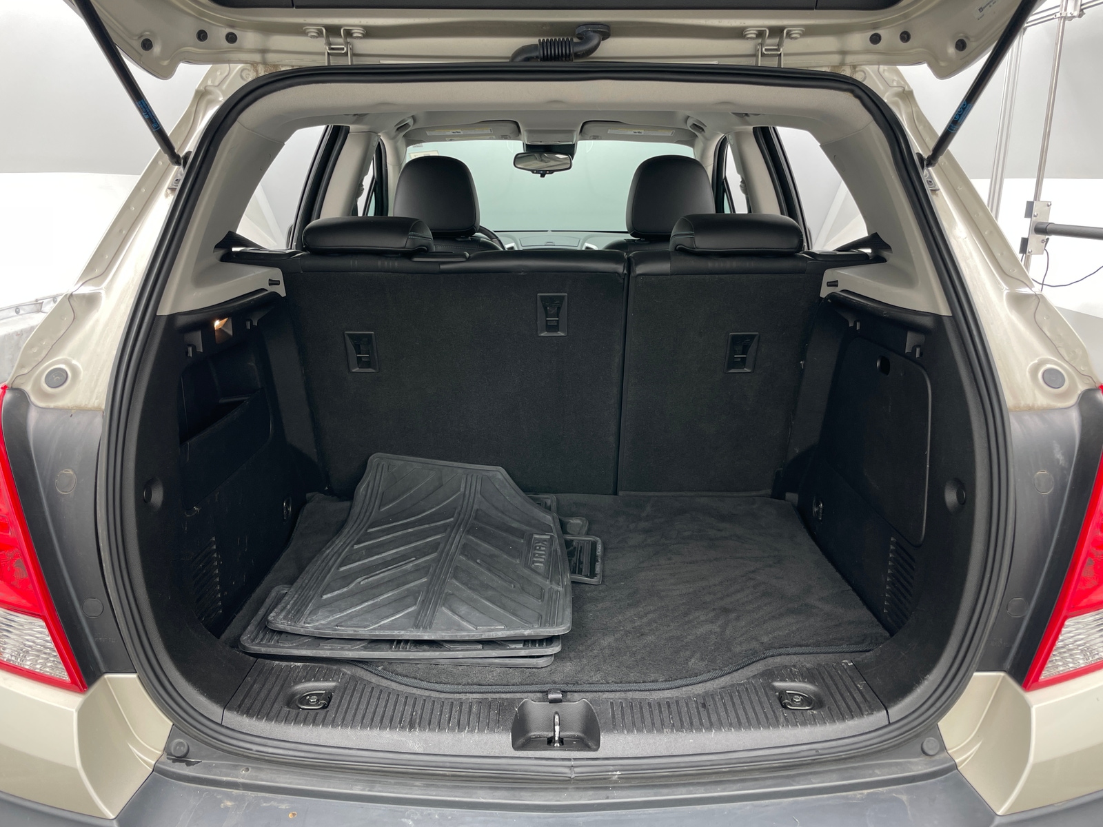 Thumbnail: 2016 Chevrolet Trax - 7