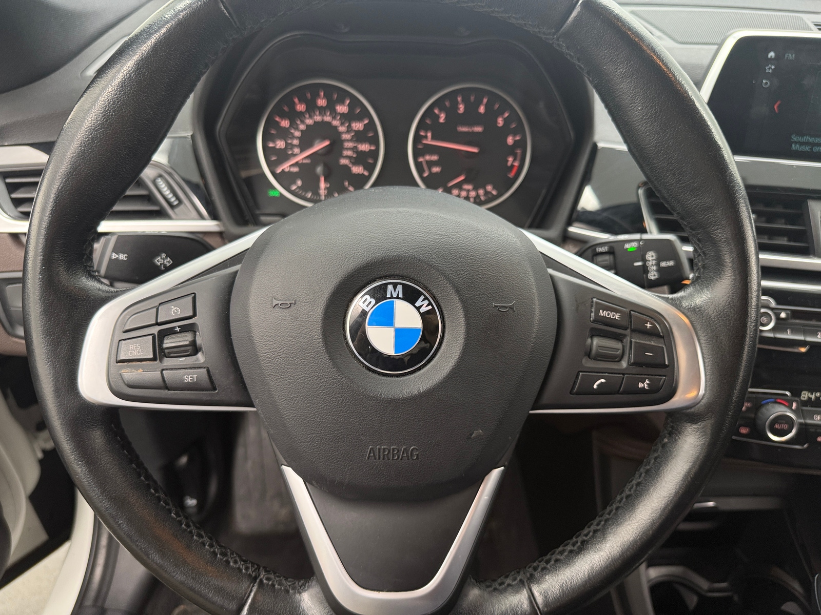Thumbnail: 2018 BMW X1 - 4
