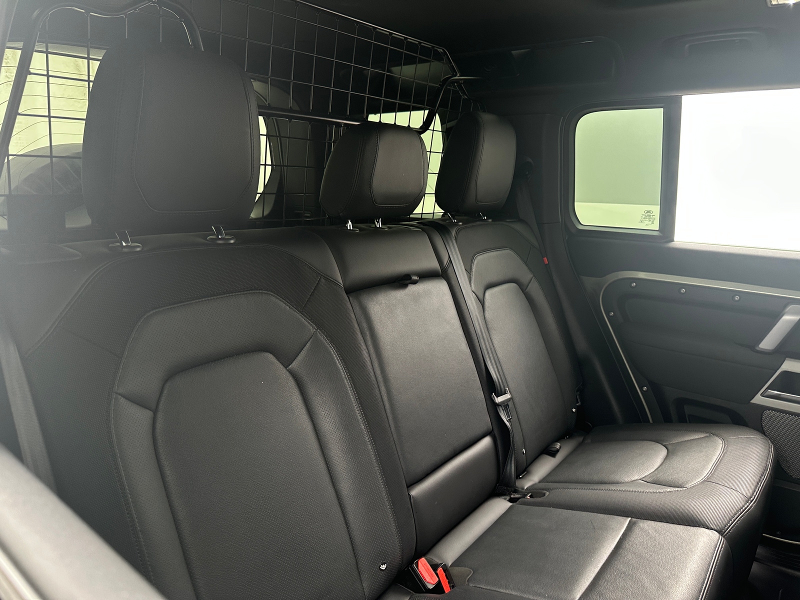 Thumbnail: 2023 Land Rover Defender - 5