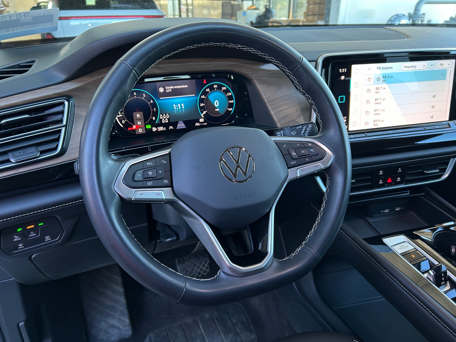 Thumbnail: 2024 Volkswagen Atlas - 4