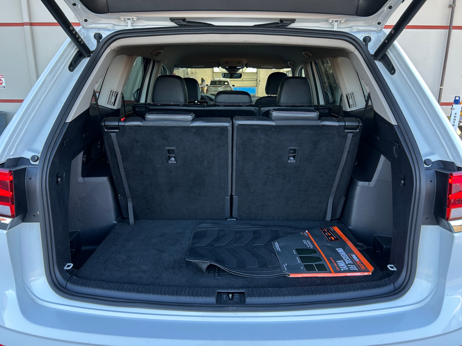 Thumbnail: 2024 Volkswagen Atlas - 6