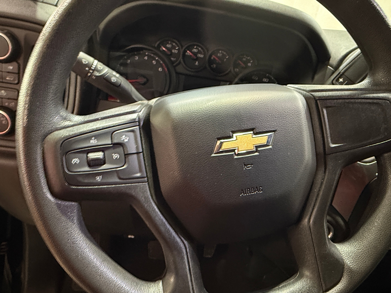 Thumbnail: 2023 Chevrolet Silverado 1500 - 5