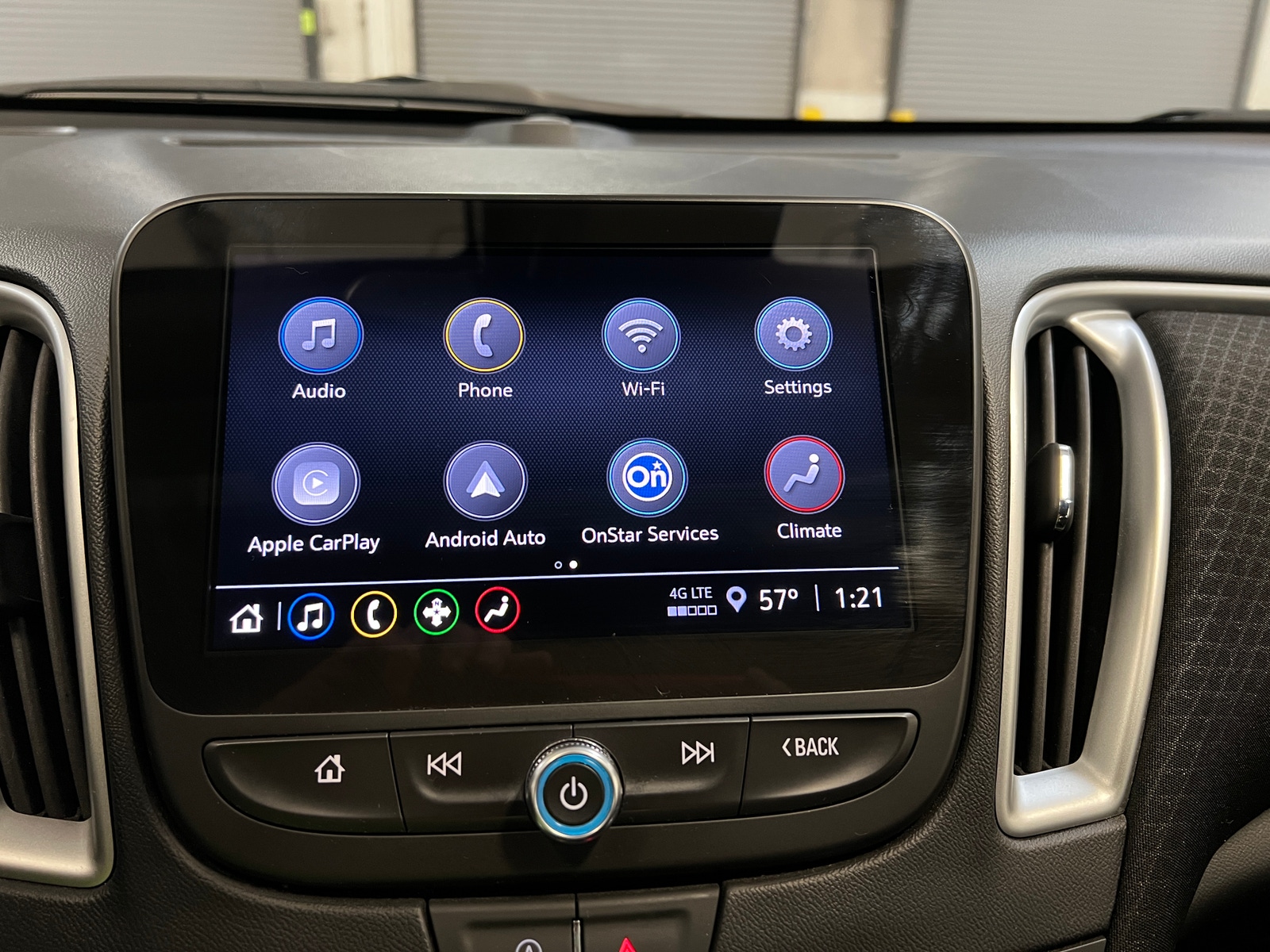 Thumbnail: 2024 Chevrolet Malibu - 4