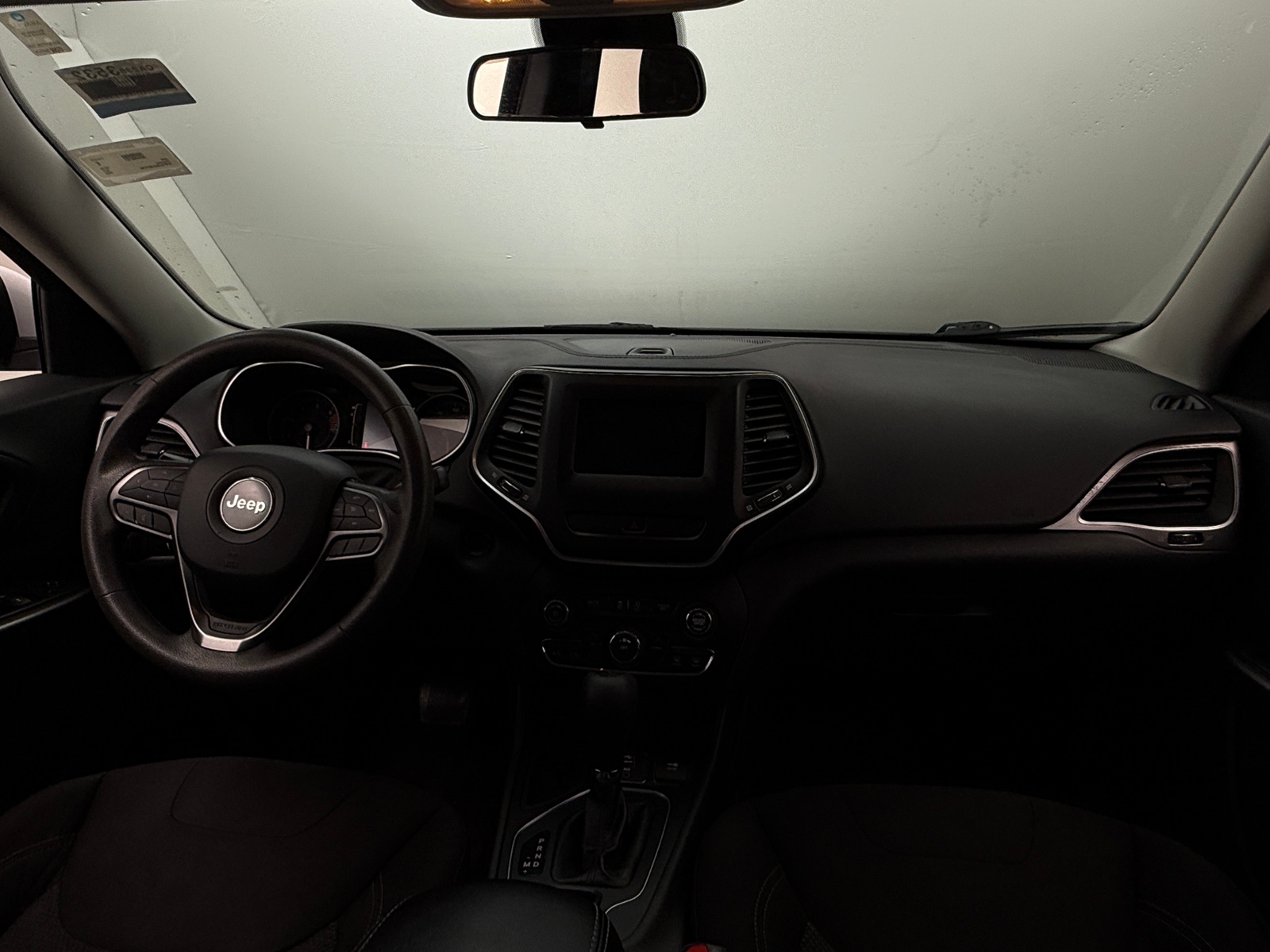 Thumbnail: 2020 Jeep Cherokee - 3