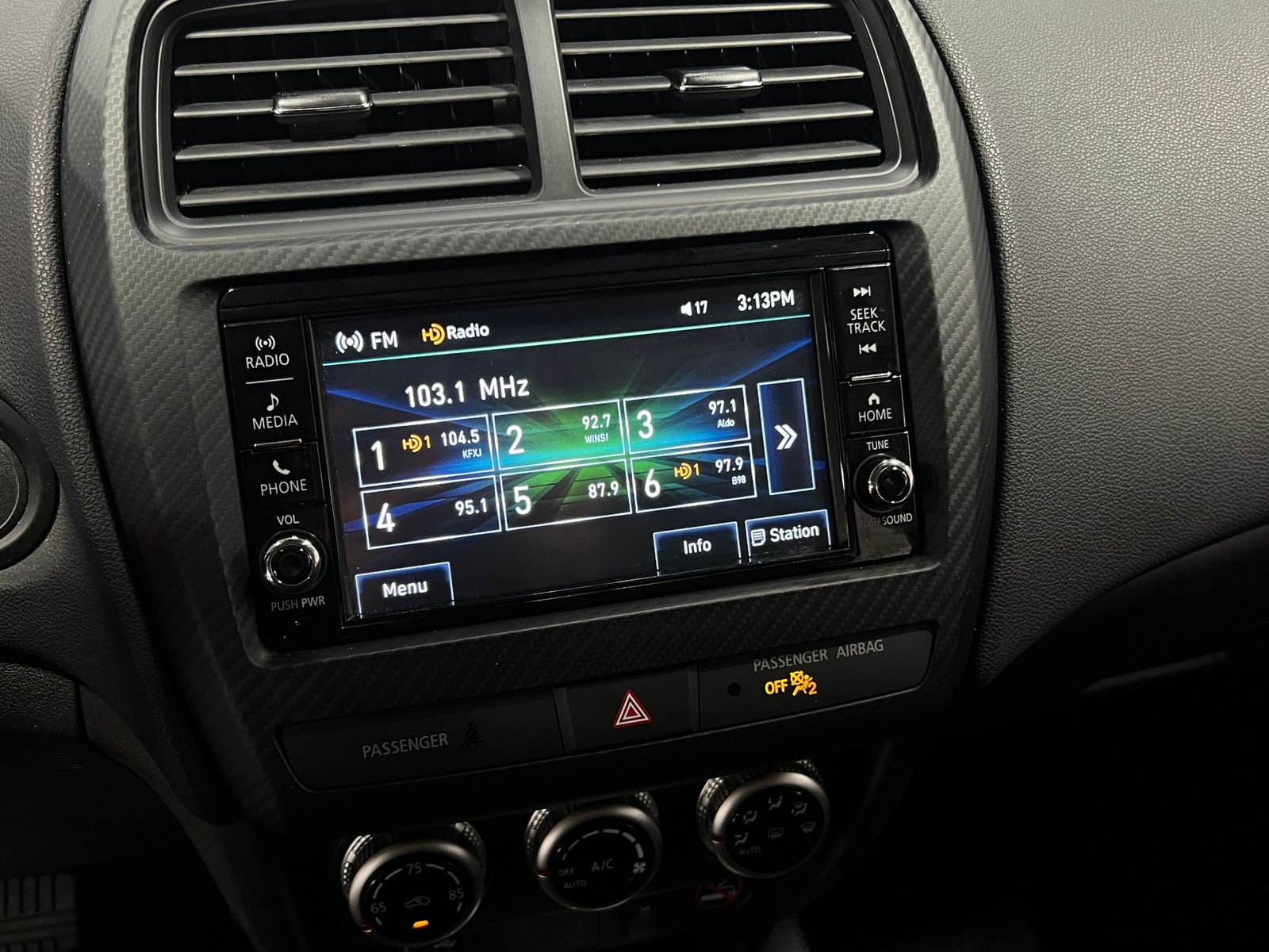 Thumbnail: 2025 Mitsubishi Outlander Sport - 4