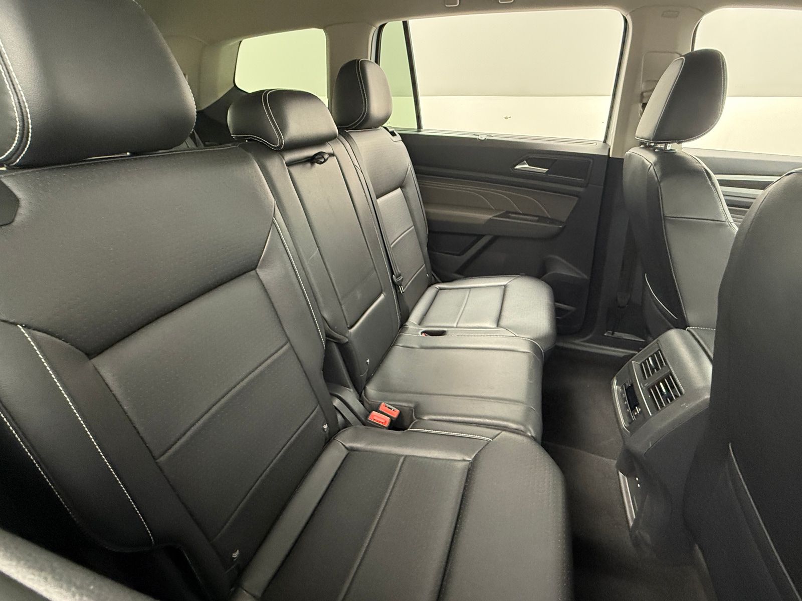 Thumbnail: 2021 Volkswagen Atlas - 5