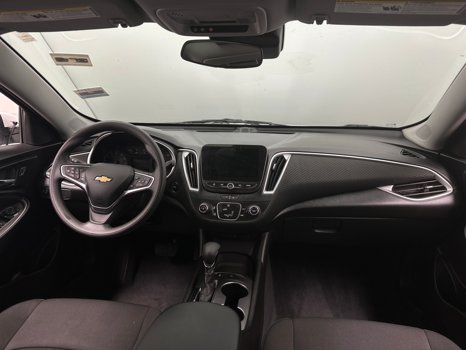 Thumbnail: 2023 Chevrolet Malibu - 3