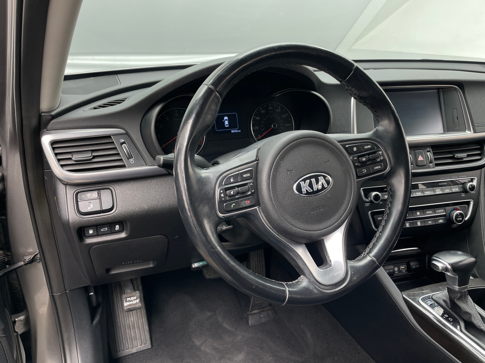 Thumbnail: 2016 Kia Optima - 4