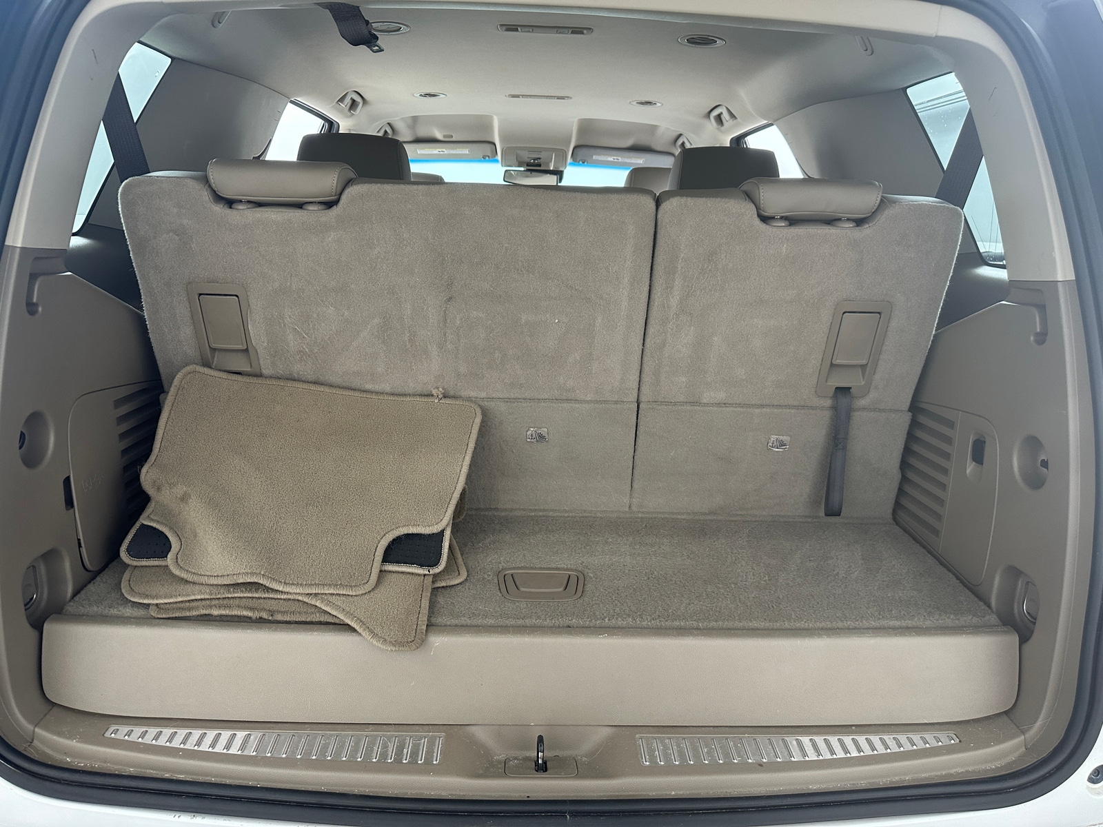 Thumbnail: 2019 Chevrolet Tahoe - 6