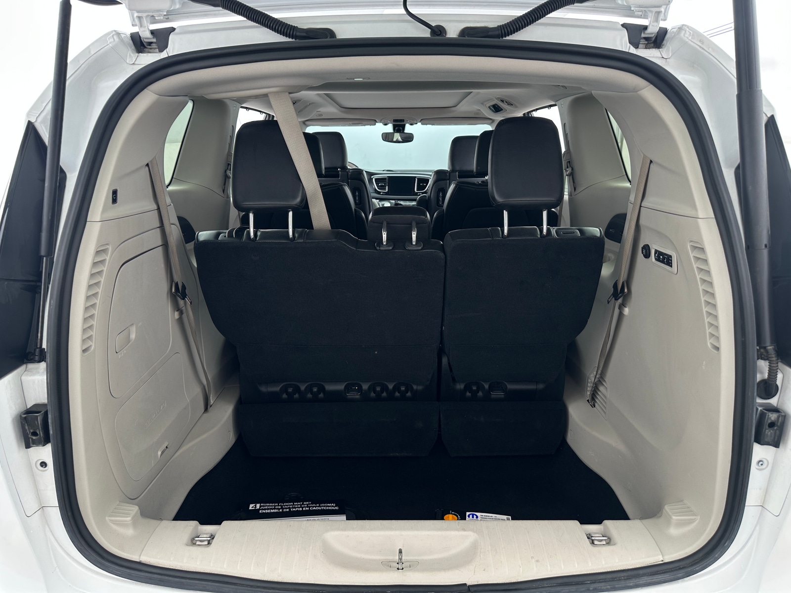 Thumbnail: 2020 Chrysler Pacifica - 6