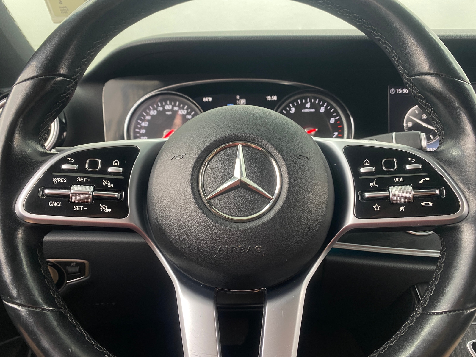Thumbnail: 2019 Mercedes-Benz E-Class - 4