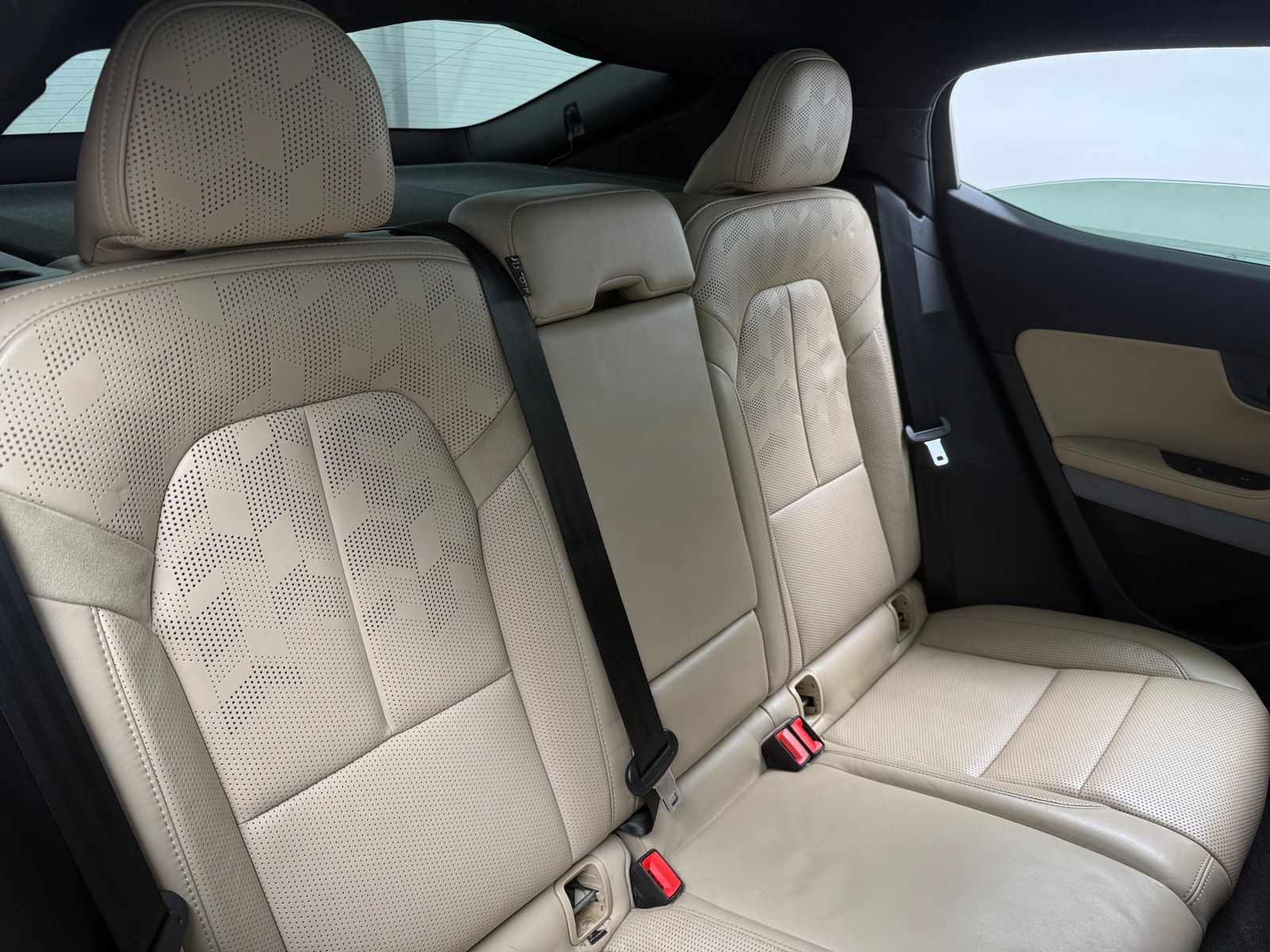 Thumbnail: 2021 Polestar 2 - 5