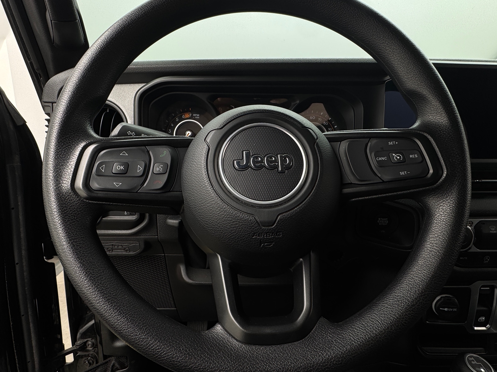 Thumbnail: 2025 Jeep Wrangler - 5