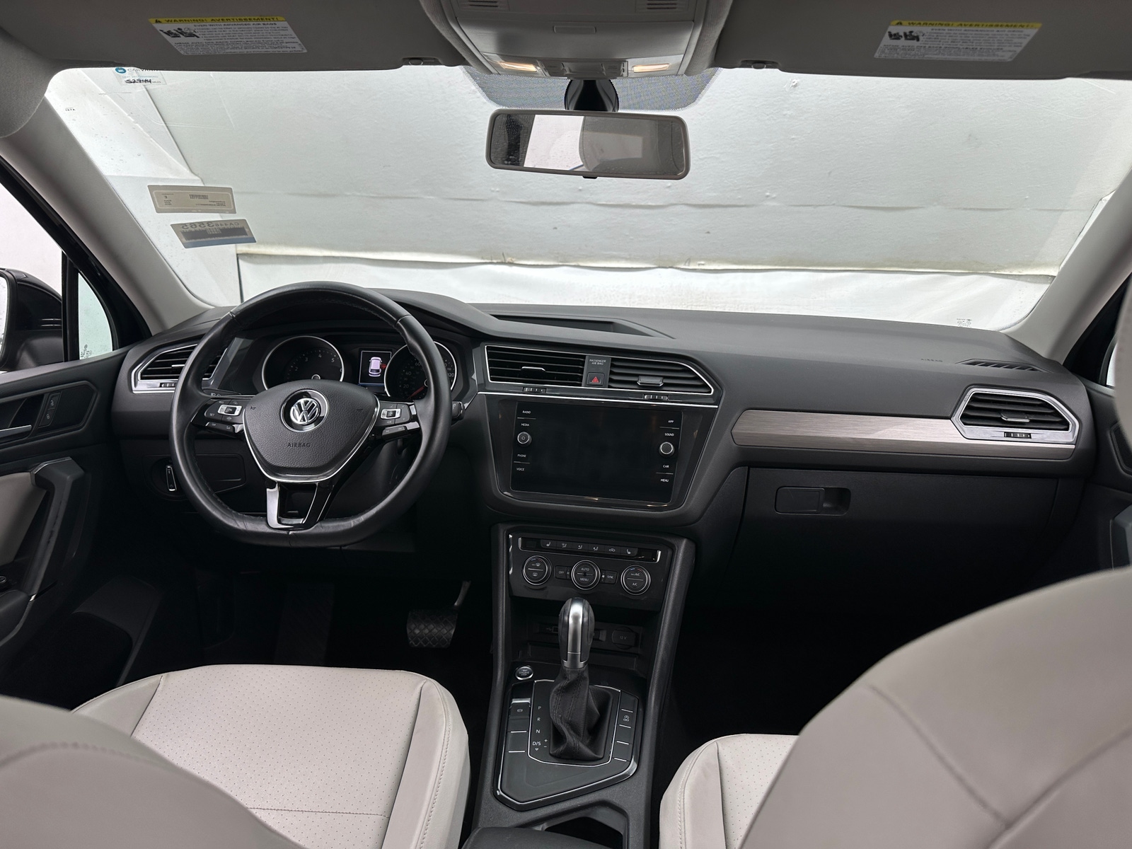 Thumbnail: 2019 Volkswagen Tiguan - 2