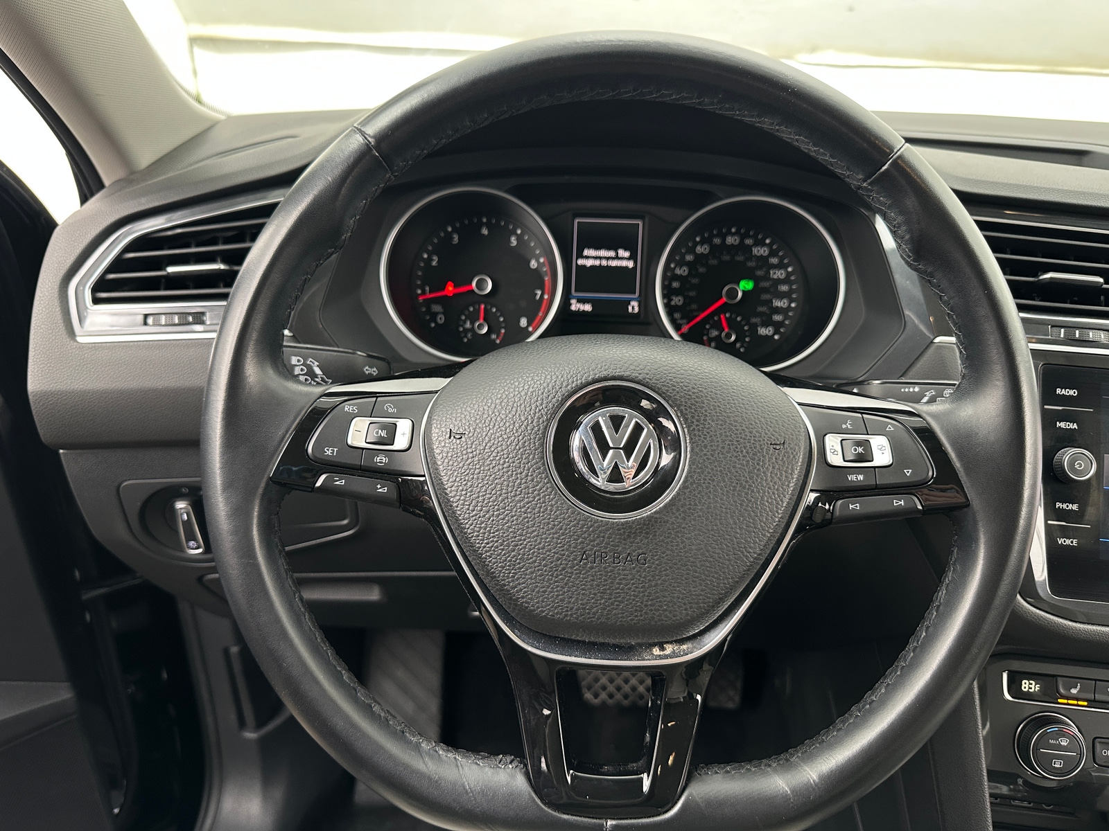 Thumbnail: 2019 Volkswagen Tiguan - 4