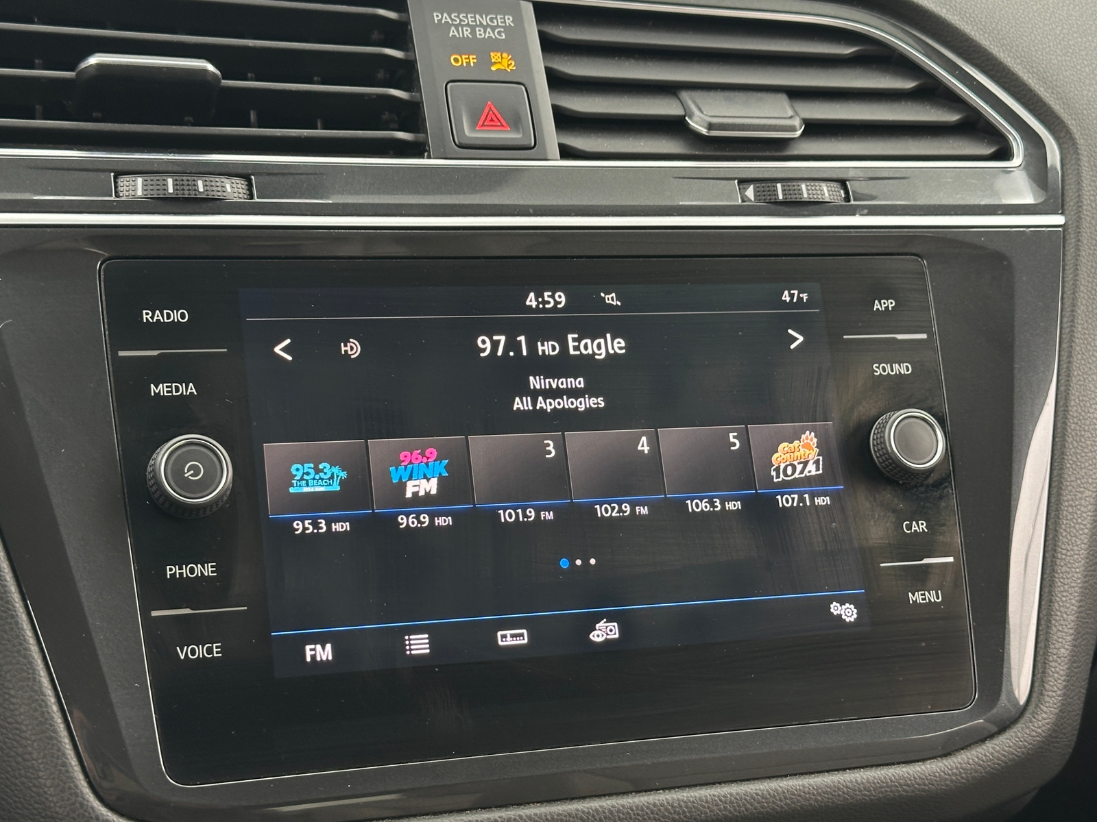 Thumbnail: 2019 Volkswagen Tiguan - 3