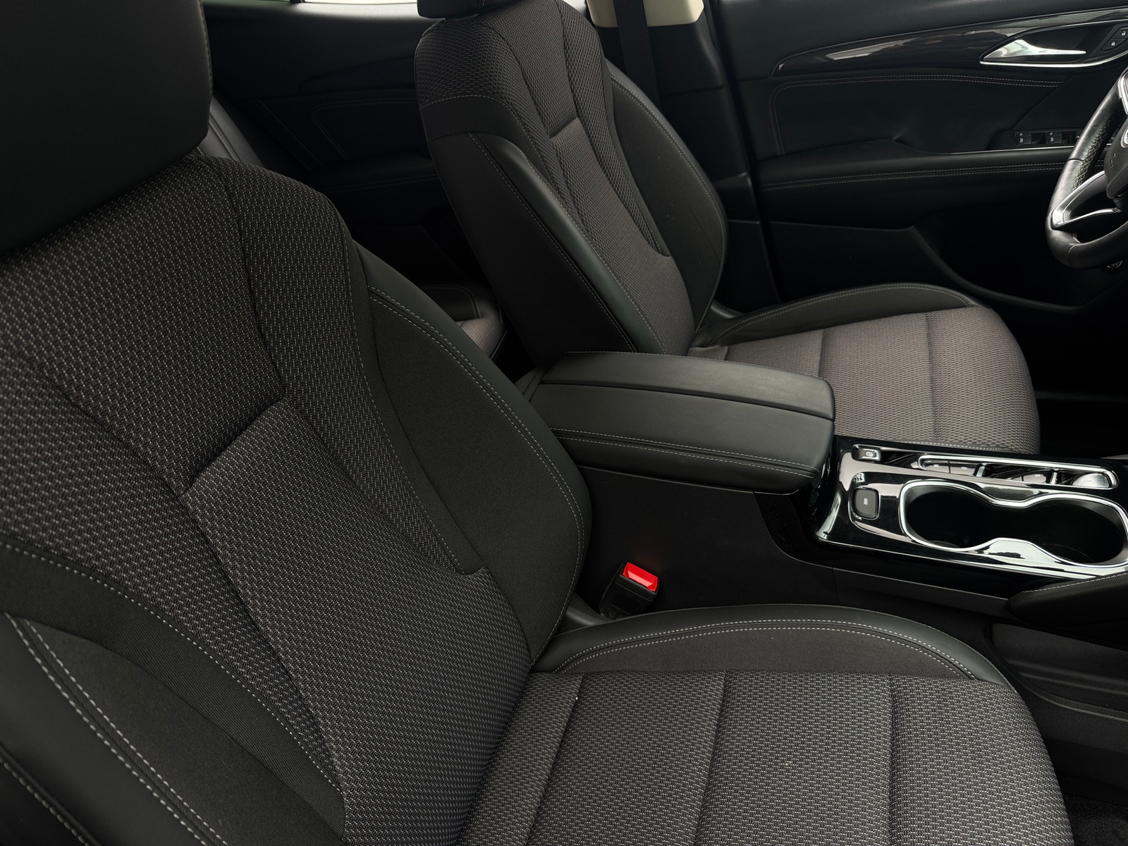 Thumbnail: 2023 Buick Envision - 2