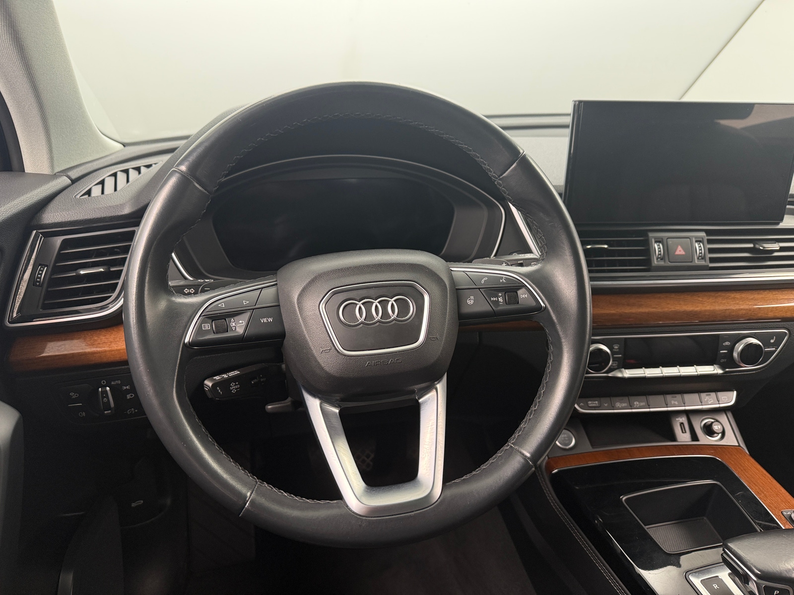 Thumbnail: 2021 Audi Q5 - 4